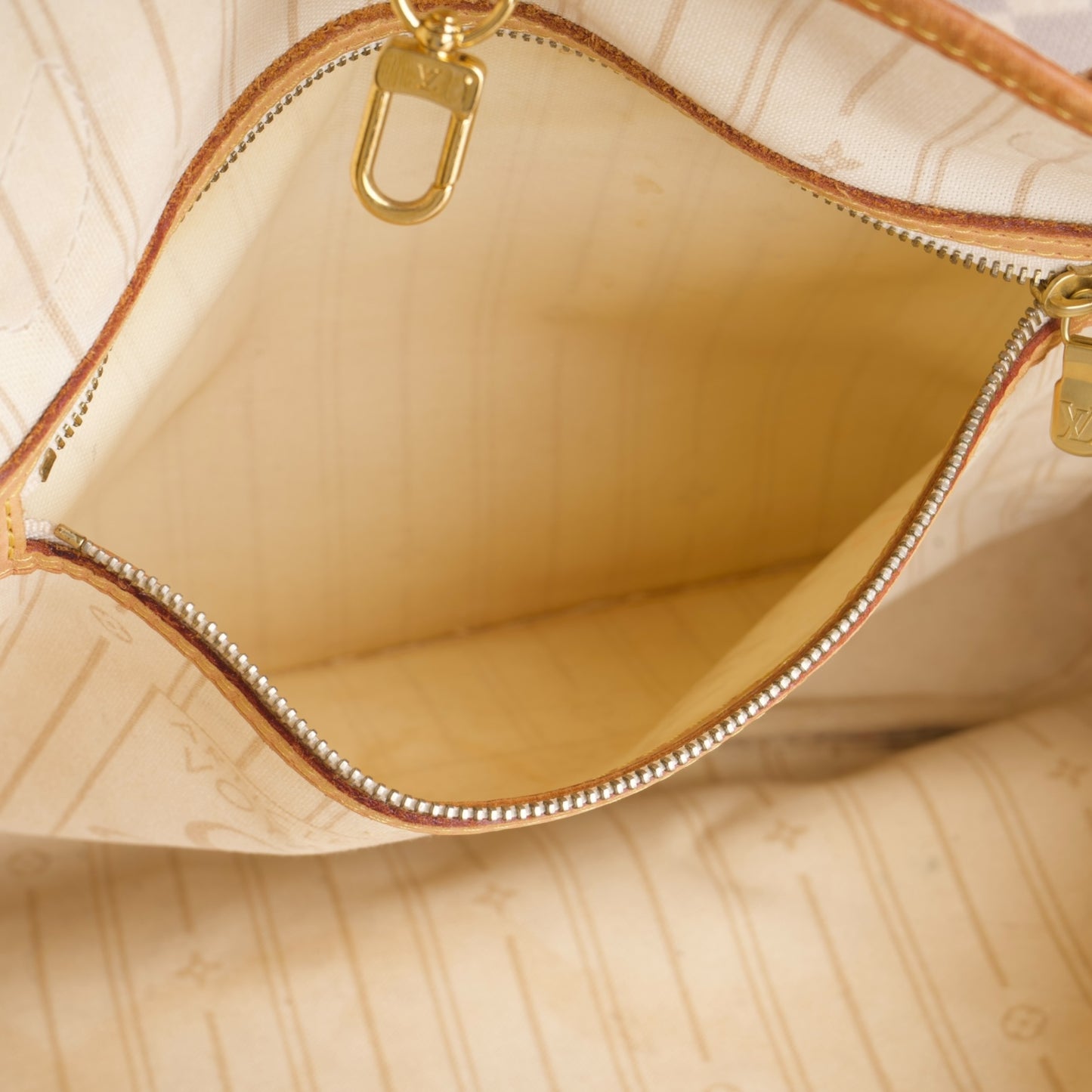Louis Vuitton Damier Azur Neverfull MM Shopper Bag
