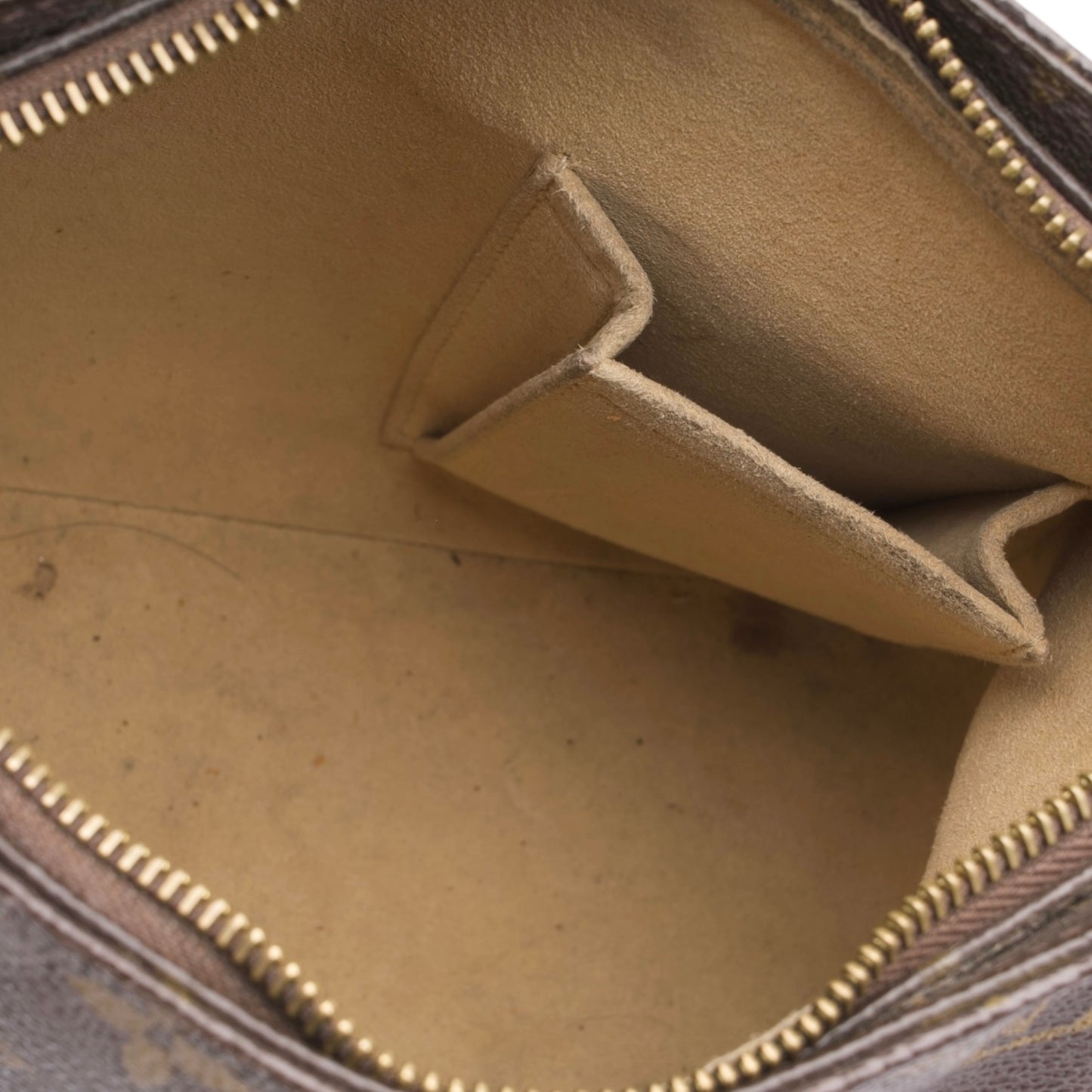 Louis Vuitton Canvas Monogram Looping MM Shoulder Bag