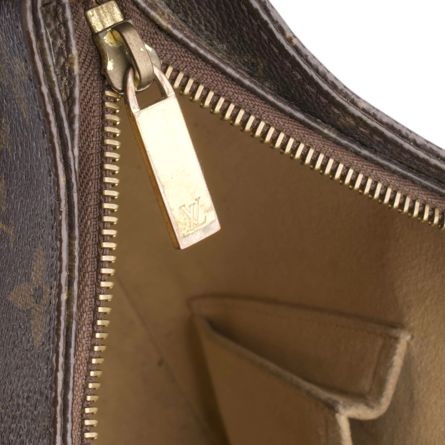 Louis Vuitton Canvas Monogram Looping MM Shoulder Bag