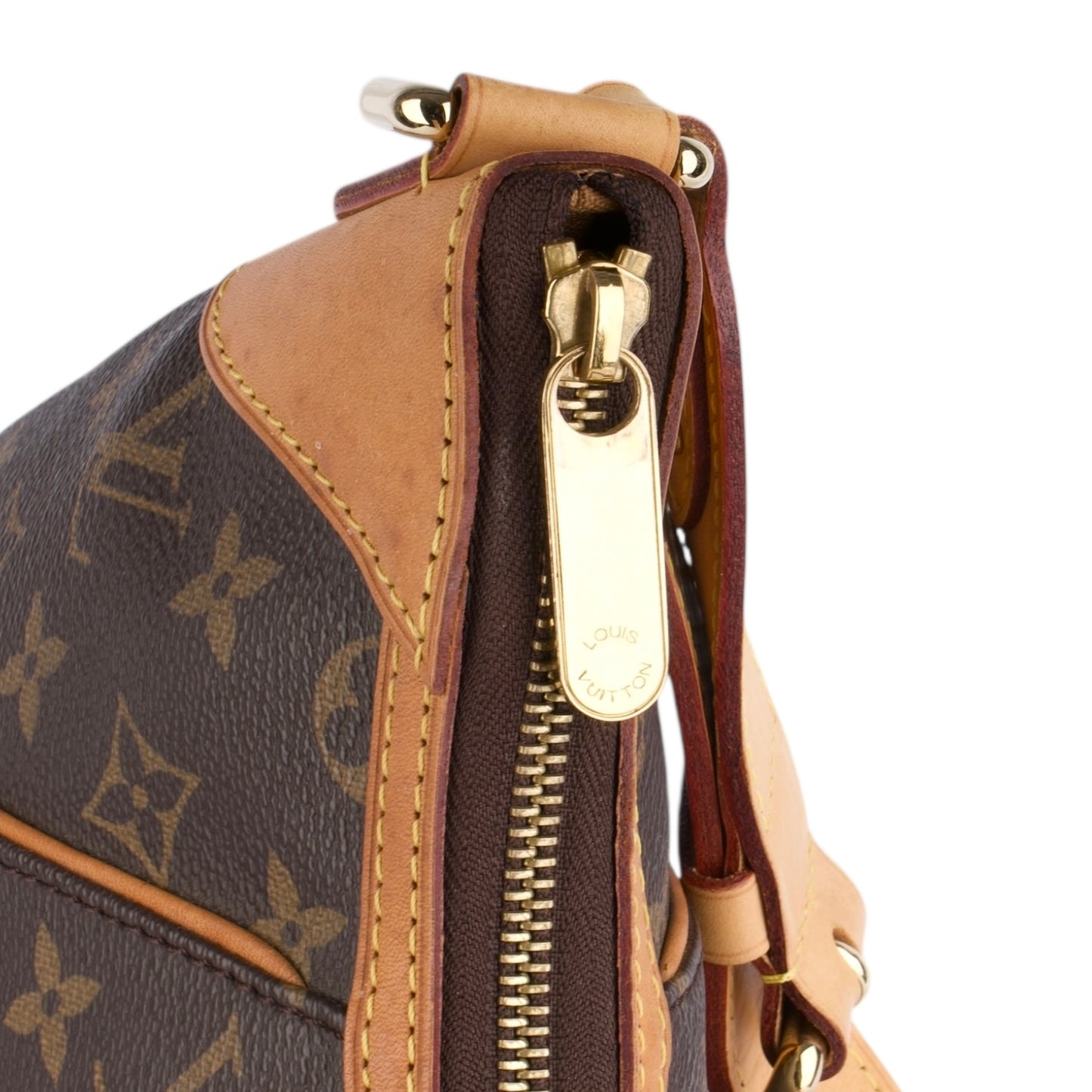 Louis Vuitton Canvas Monogram Thames PM Handbag