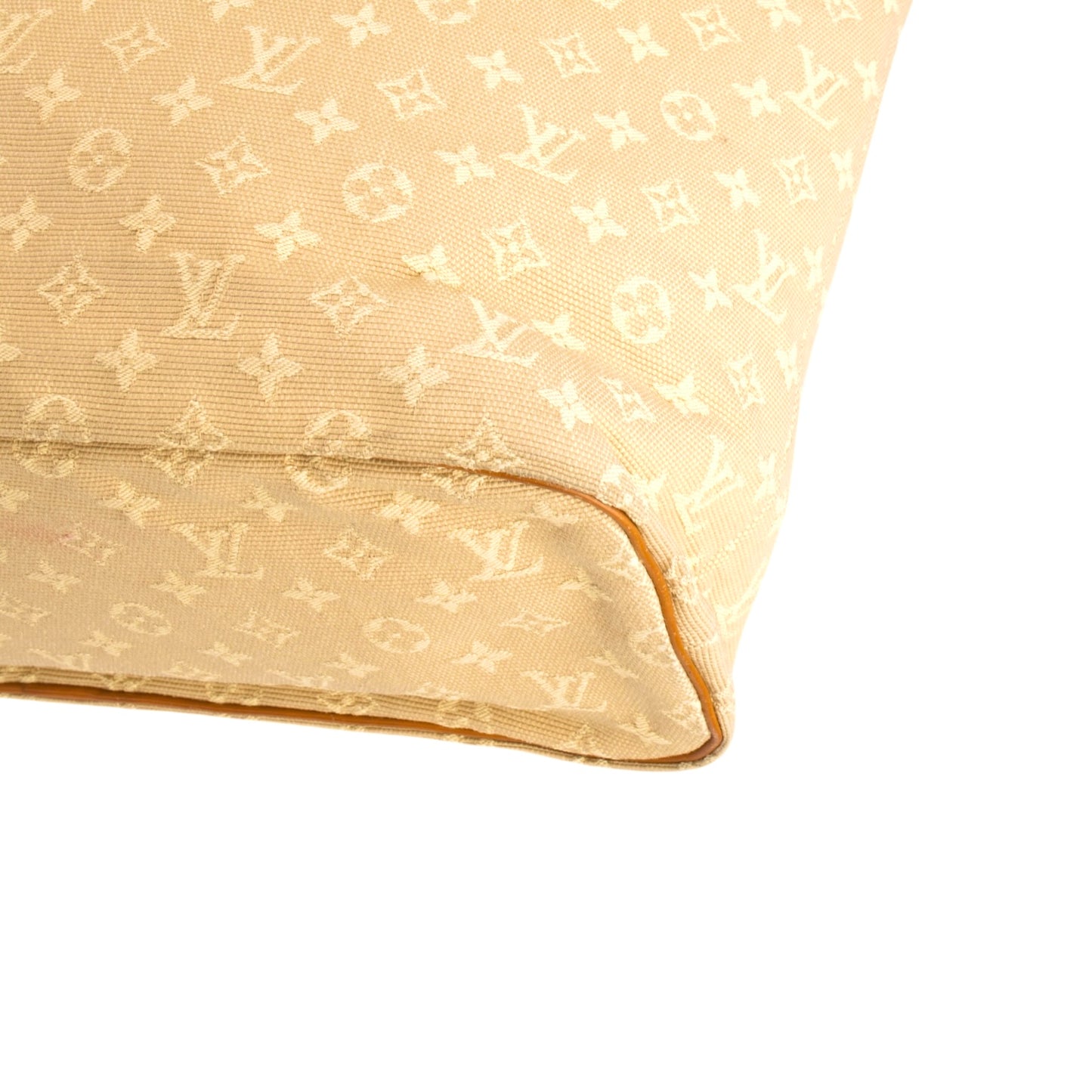 Louis Vuitton Monogram Mini Lin Lucile GM Handbag