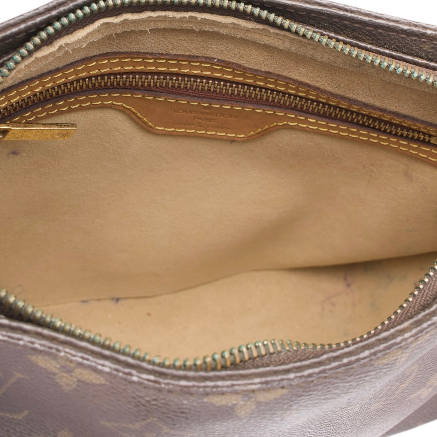Louis Vuitton Canvas Monogram Looping MM Shoulder Bag