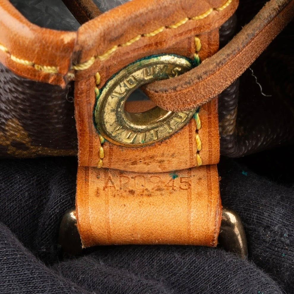Louis Vuitton Monogram Canvas Sac Noé Grande Shoulder Bag