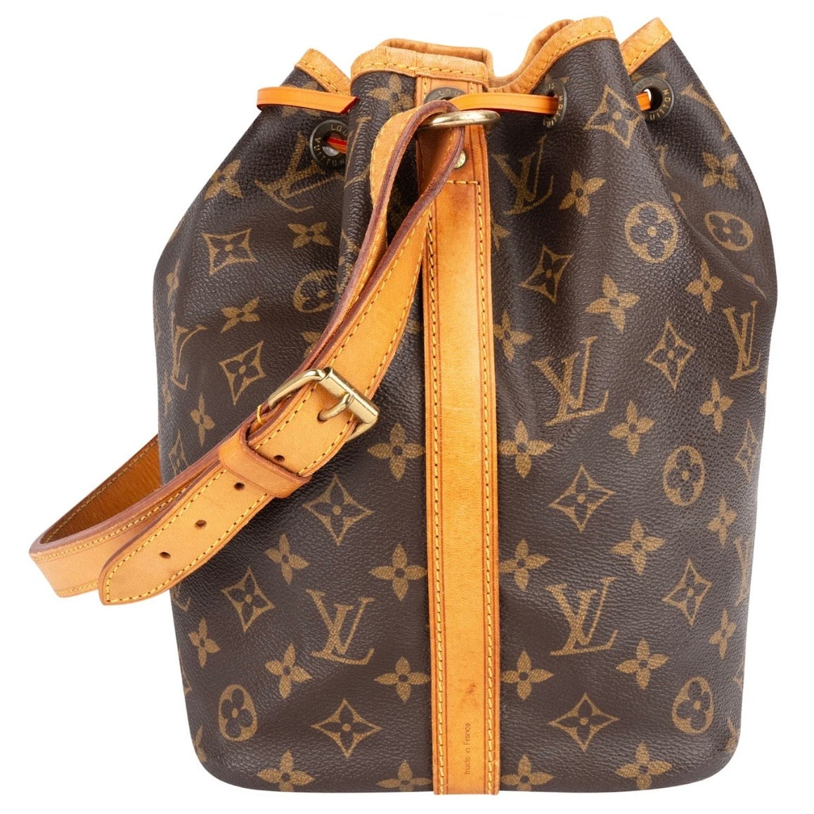 Louis Vuitton Monogram
Canvas Sac Noé
Petit Shoulder Bag