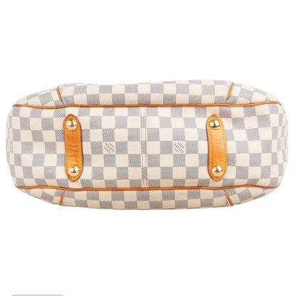 Louis Vuitton Monogram
Damier Azur Galliera
PM Shoulder Bag