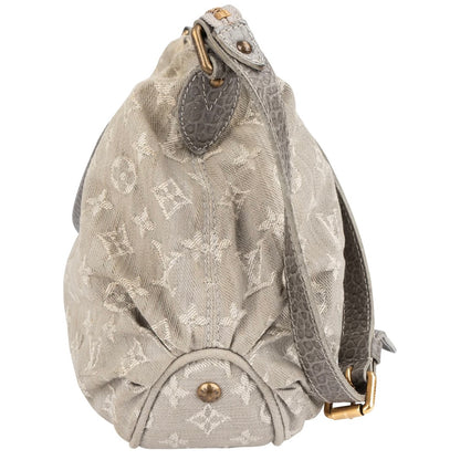 Louis Vuitton Monogram Denim Slightly Mahina
Shoulder Bag