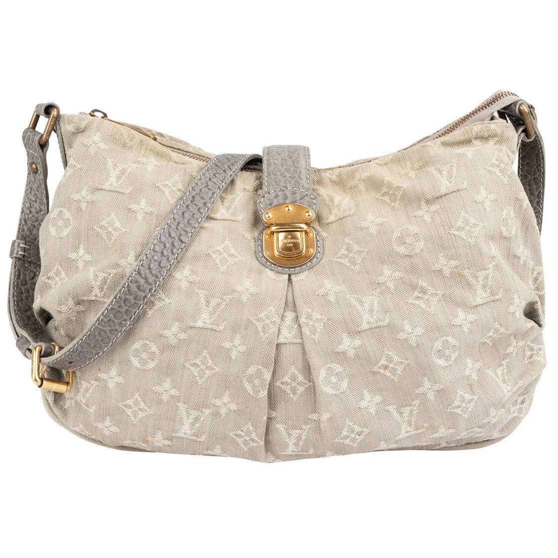 Louis Vuitton Monogram Denim Slightly Mahina
Shoulder Bag