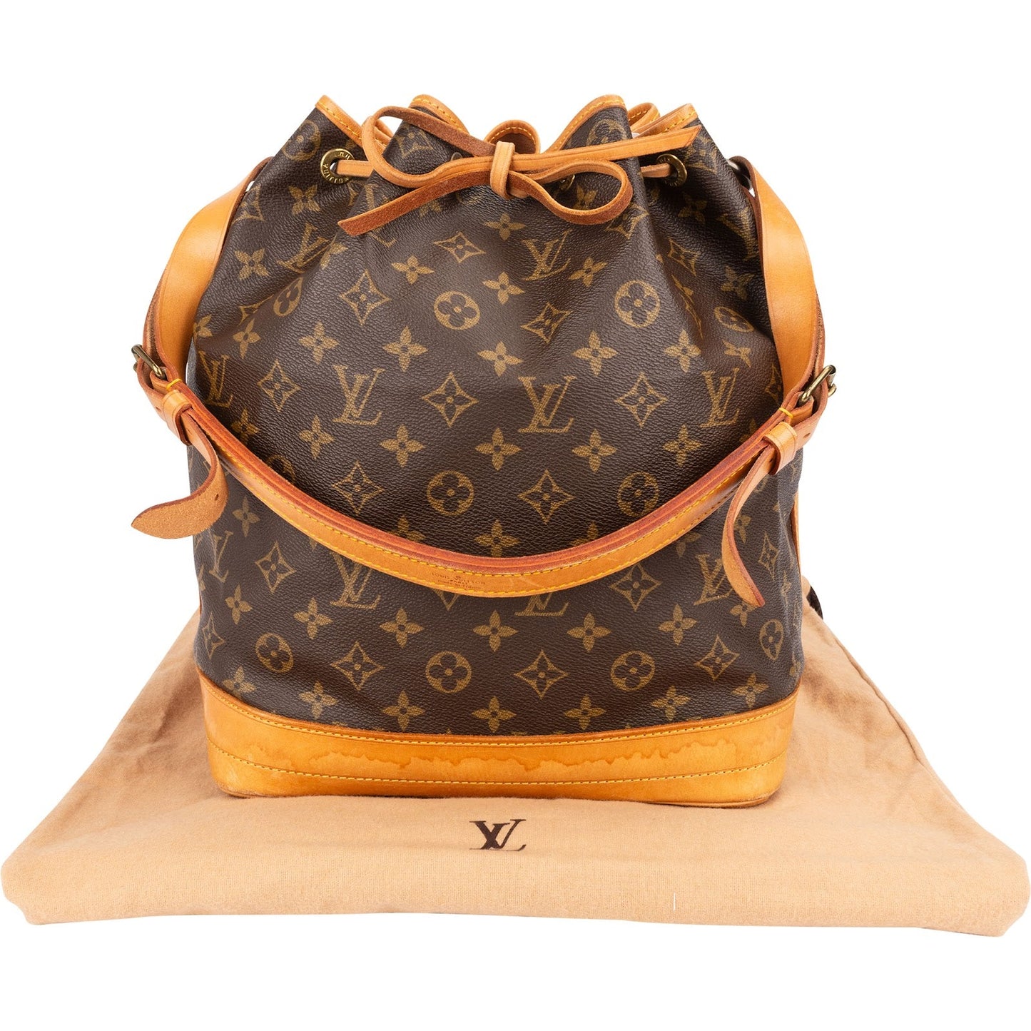 Louis Vuitton Monogram Canvas Sac Noé Grande Shoulder Bag