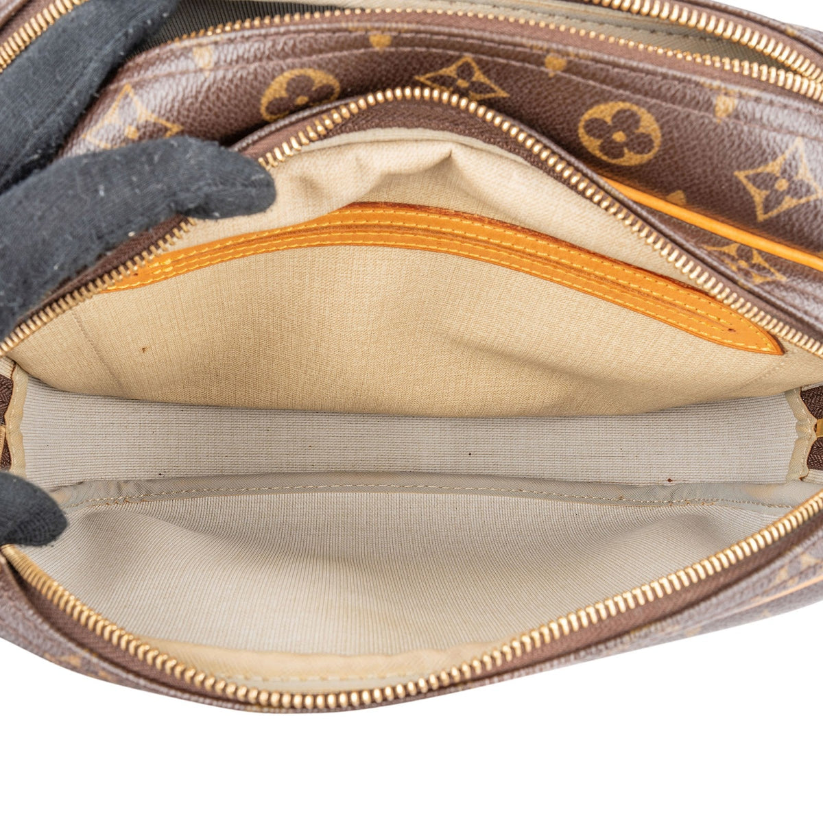 Louis Vuitton Monogram Canvas Reporter PM Crossbody Bag