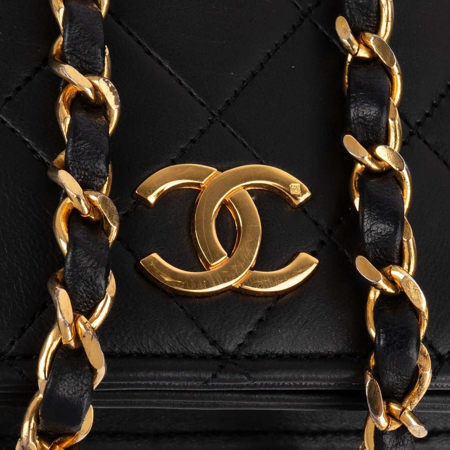 Chanel Quilted Lambskin 24K Gold Single Flap Shoulder Bag