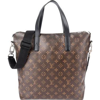 Louis Vuitton Monogram Canvas Macassar Davis Handbag