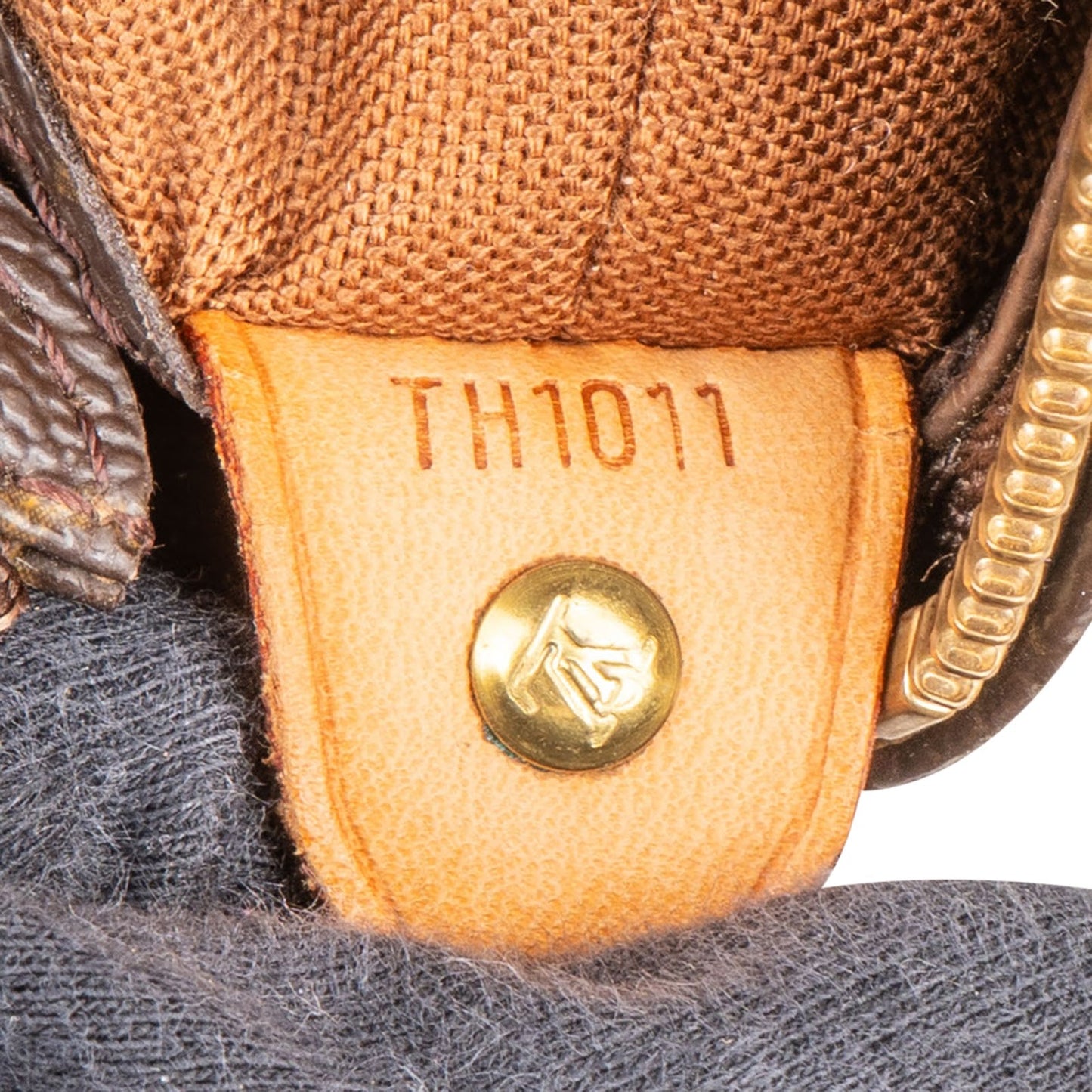 Louis Vuitton Monogram Canvas Cabas Mezzo Shoulder Bag