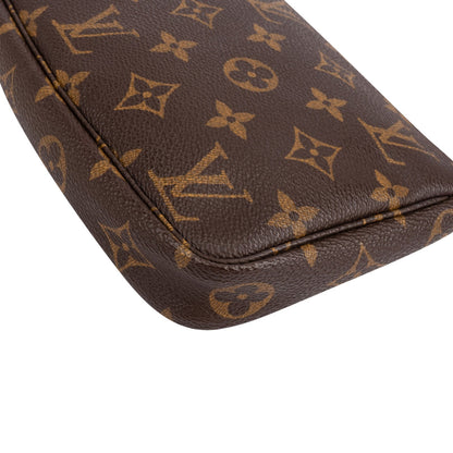 Louis Vuitton Monogram Canvas Pochette Accessoires Handbag