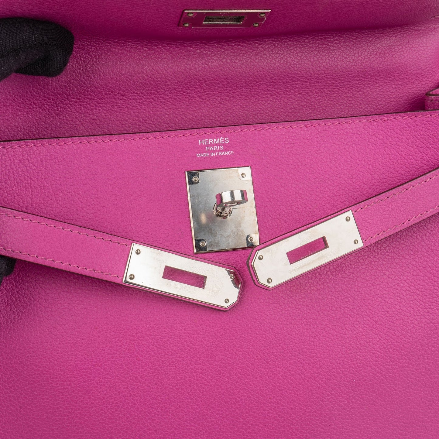 Hermès Pink Chevre Leather Palladium Kelly 28 Handbag