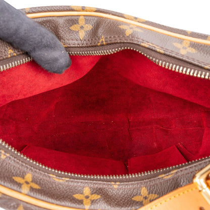 Louis Vuitton Monogram Canvas Croissant MM Shoulder Bag