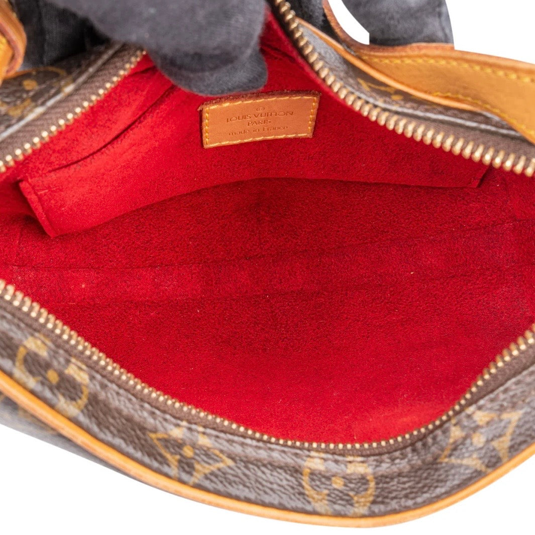 Louis Vuitton Canvas Monogram Croissant PM Shoulder Bag