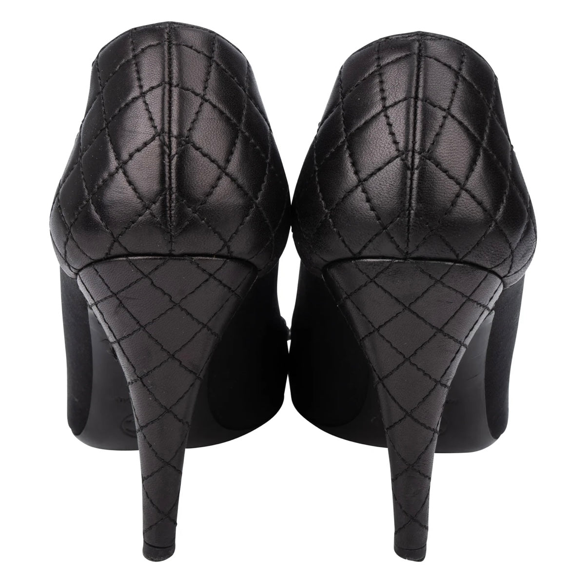 Chanel Quilted Leather Chain Pumps (37)