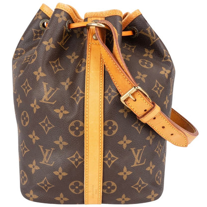 Louis Vuitton Monogram
Canvas Sac Noé
Petit Shoulder Bag