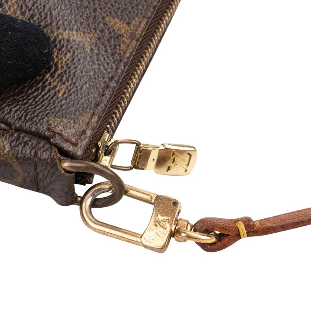 Louis Vuitton Monogram Canvas Pochette Accessoires Handbag