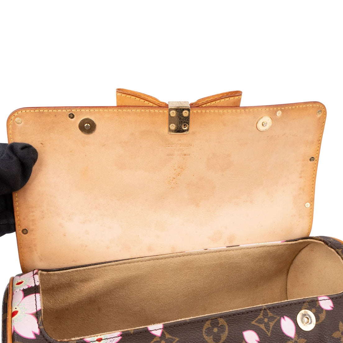 Louis Vuitton Limited
Cherry Blossom Papillon
Handbag