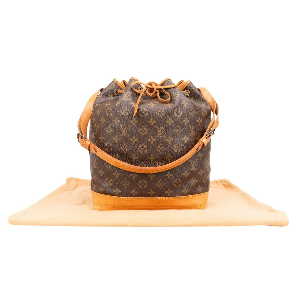Louis Vuitton Monogram Canvas Sac Noé Grande Shoulder Bag