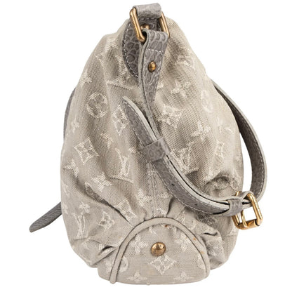 Louis Vuitton Monogram Denim Slightly Mahina
Shoulder Bag