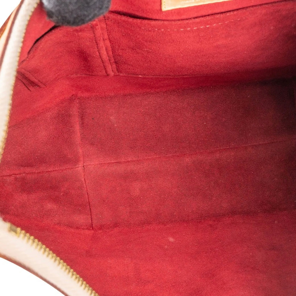 Louis Vuitton Monogram
Murakami Multicolor
Greta Shoulder Bag