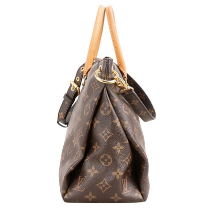 Louis Vuitton Monogram
Canvas Pallas MM Handbag