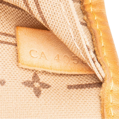 Louis Vuitton Monogram Canvas Neverfull MM Shoulder Bag