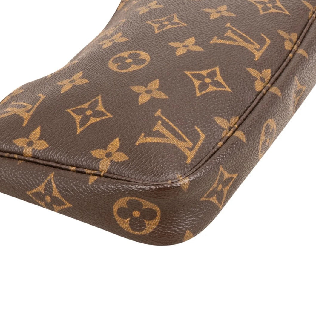 Louis Vuitton Monogram Canvas Pochette Accessoires Handbag