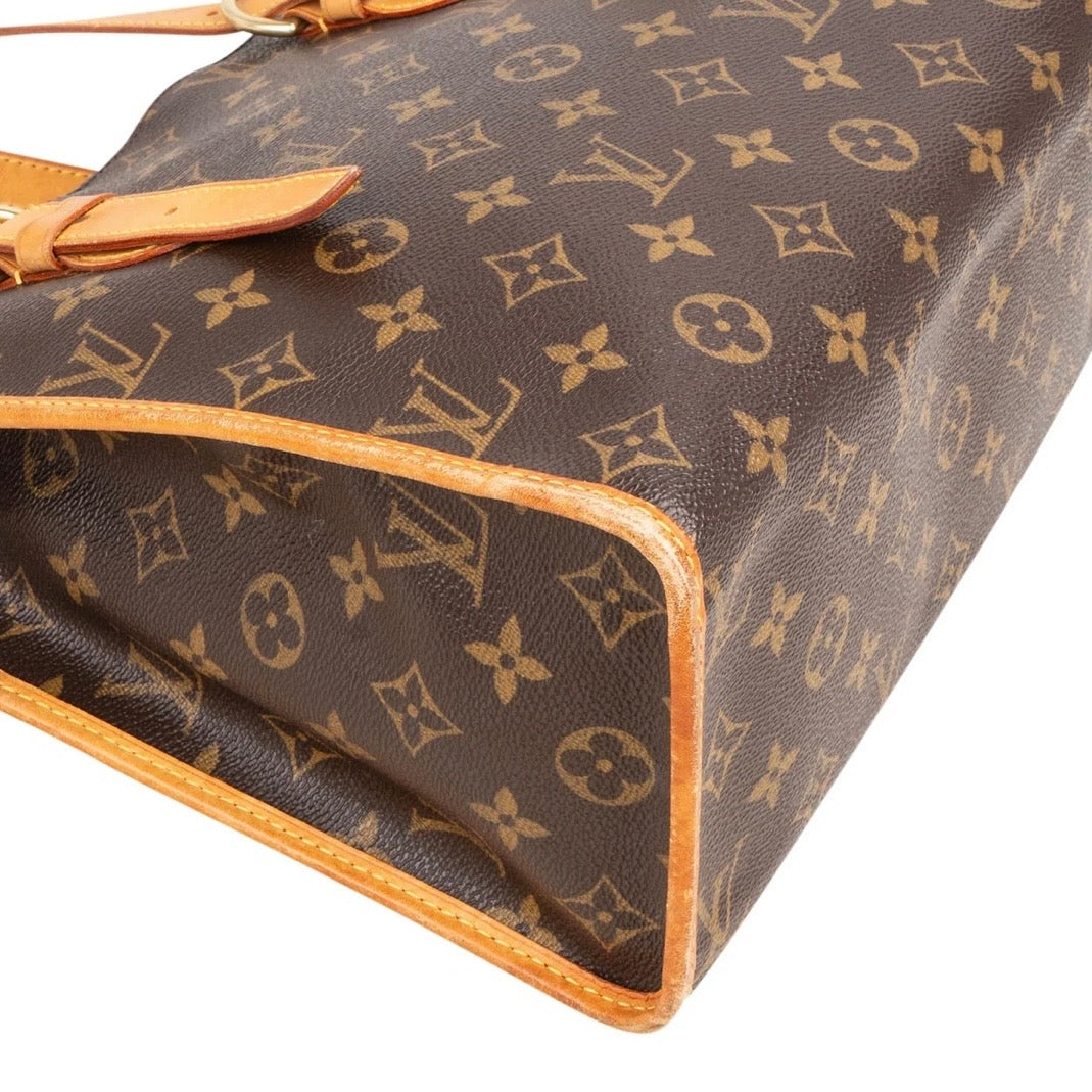 Louis Vuitton
Monogram Canvas
Popincourt Shoulder Bag