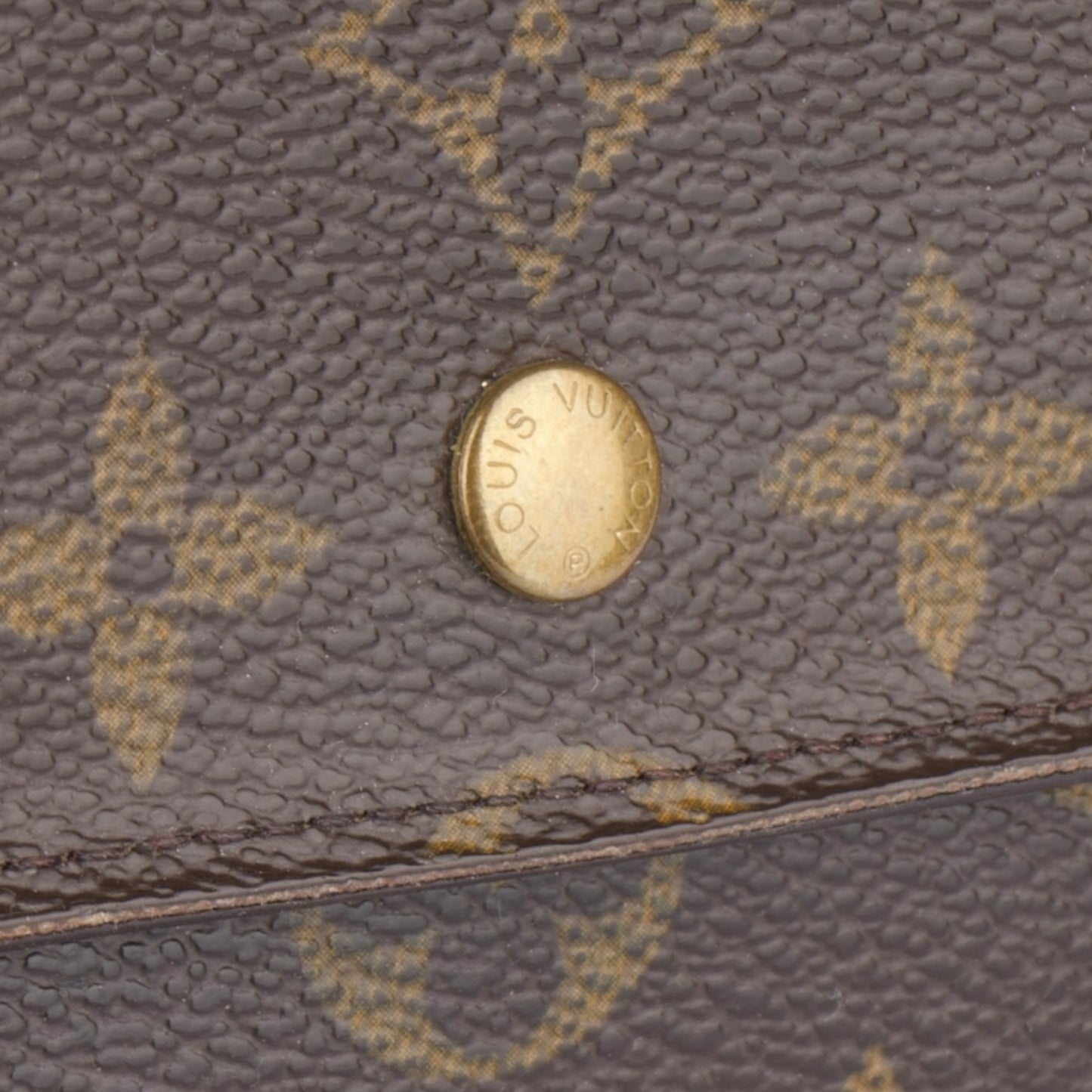 Louis Vuitton Canvas Monogram Sarah Wallet