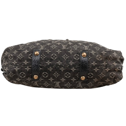 Louis Vuitton
Monogram Denim Neo
Cabby MM Handbag