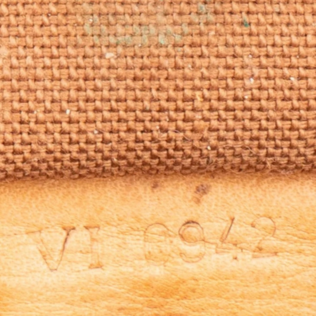 Louis Vuitton Monogram Canvas Speedy 25 Handbag