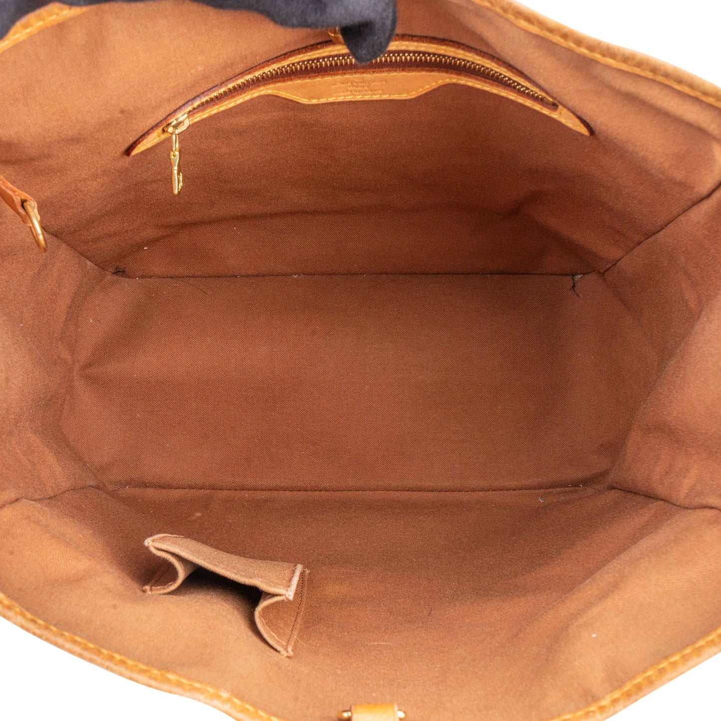 Louis Vuitton Canvas Monogram Batignolles Handbag