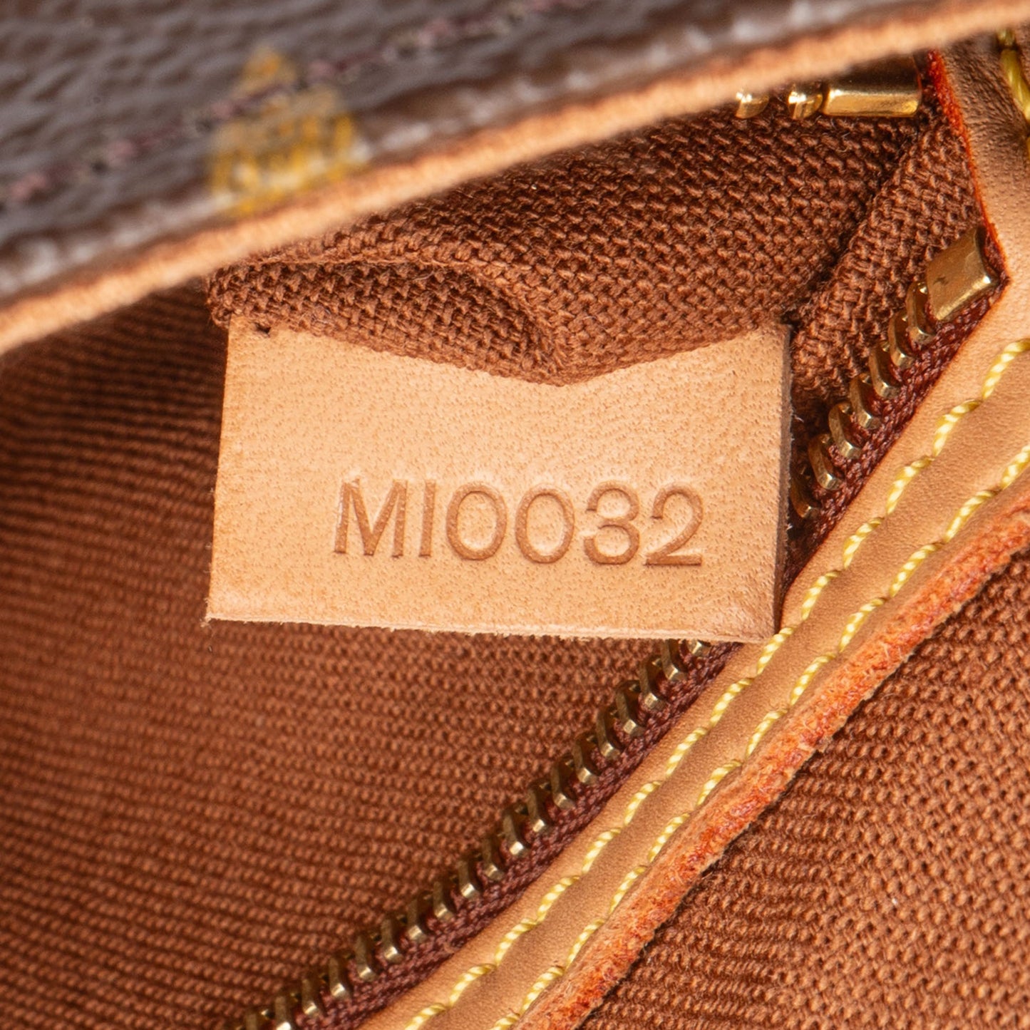 Louis Vuitton Canvas Monogram Looping PM Shoulder Bag