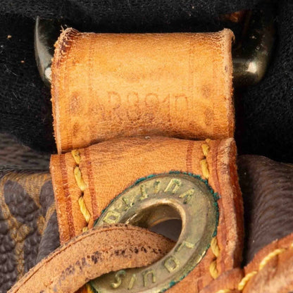 Louis Vuitton Monogram Canvas Sac Noé Petit Shoulder Bag