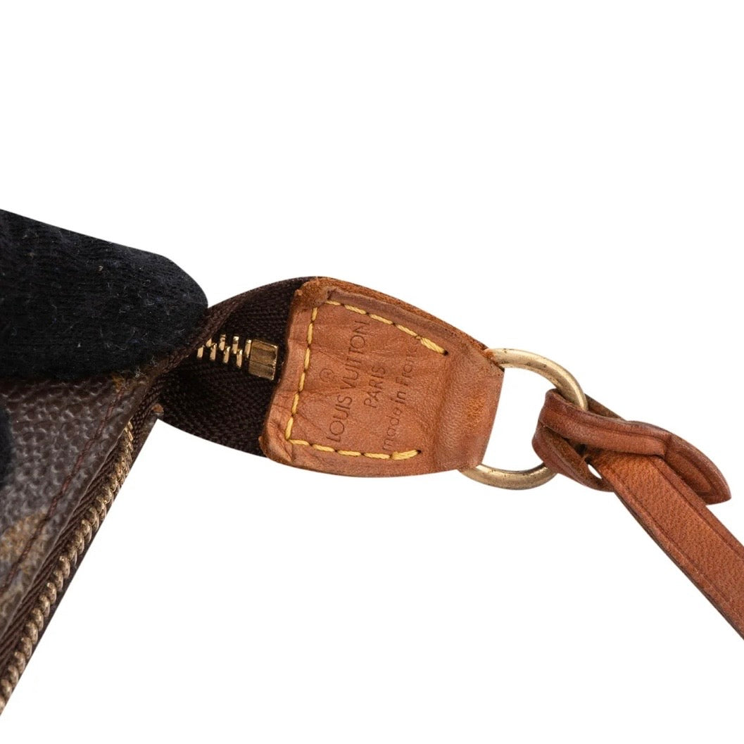 Louis Vuitton Monogram Canvas Pochette Accessoires Handbag