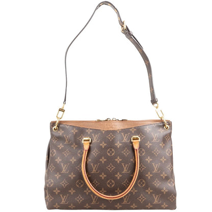 Louis Vuitton Monogram
Canvas Pallas MM Handbag