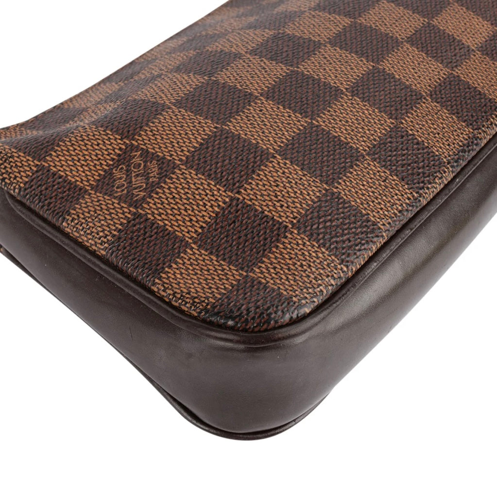 Louis Vuitton Damier Monogram Pochette Accessoire Shoulder Bag