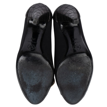 Chanel Quilted Leather Chain Pumps (37)