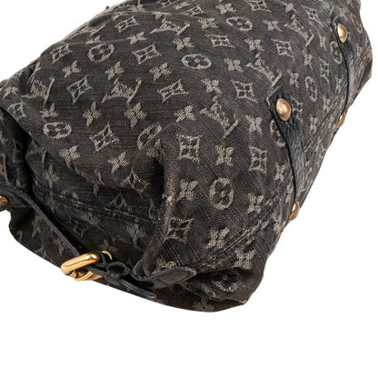Louis Vuitton
Monogram Denim Neo
Cabby MM Handbag