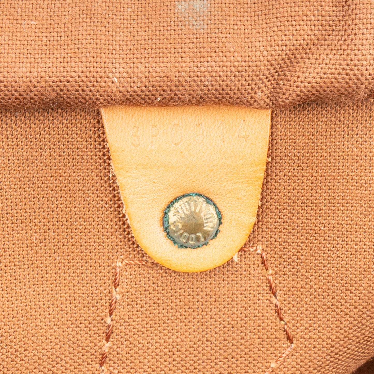 Louis Vuitton Monogram Canvas Speedy 40 Handbag