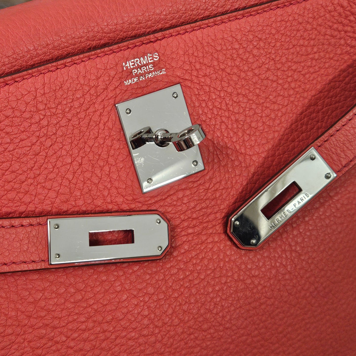 Hermès Grained Togo Leather Palladium Kelly Retourne 32 Handbag